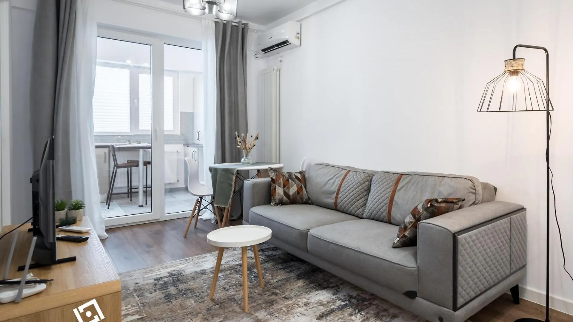 Central Residence Apartment 421 Boekarest